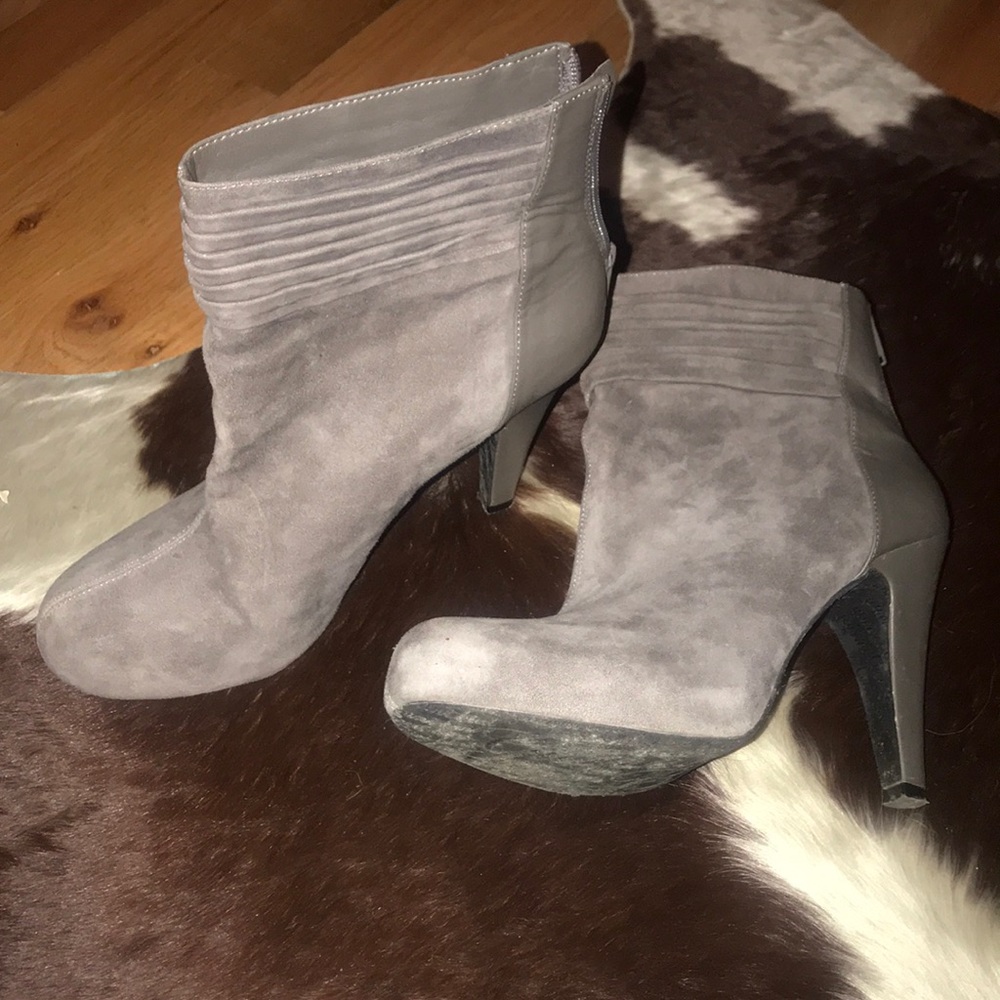 Gianni Bini Gray Heeled Booties